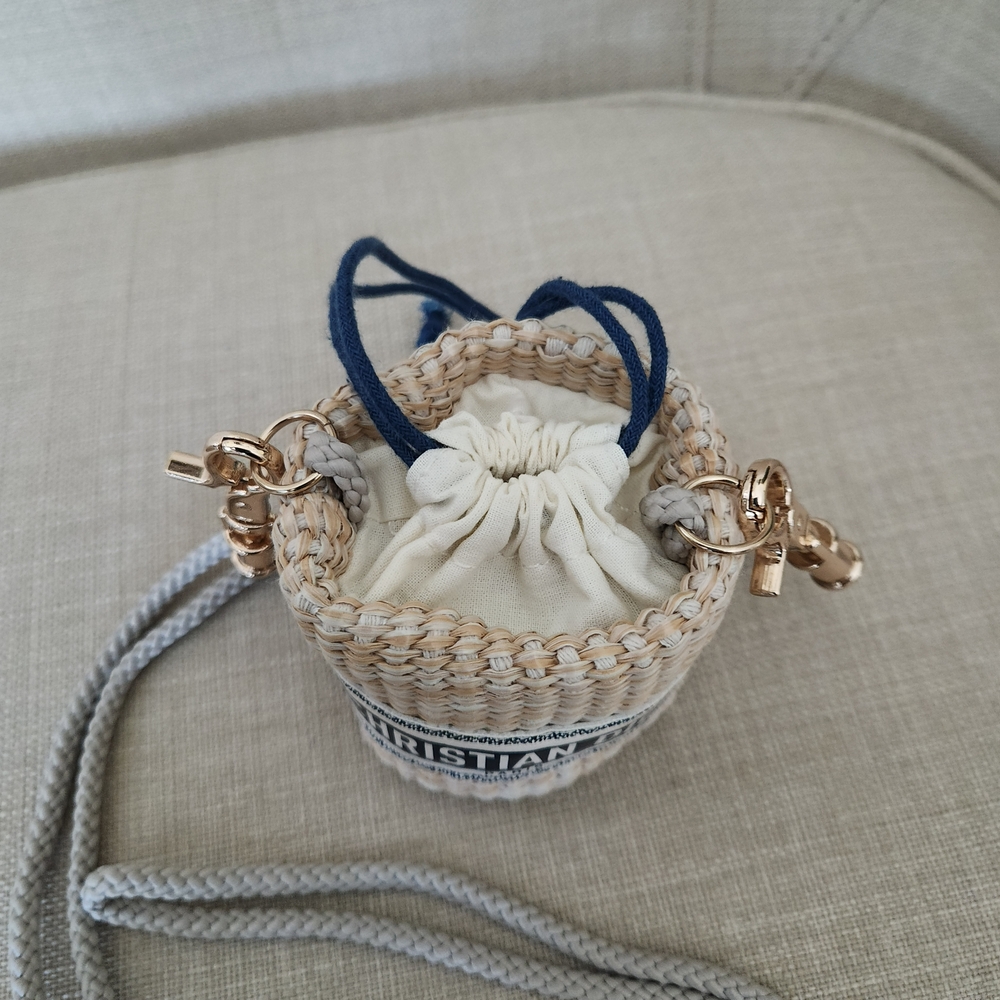 🔥Christian Dior Mini VIP Beauty Novelty Bucket Crossbody Bag - Picture 3 of 12